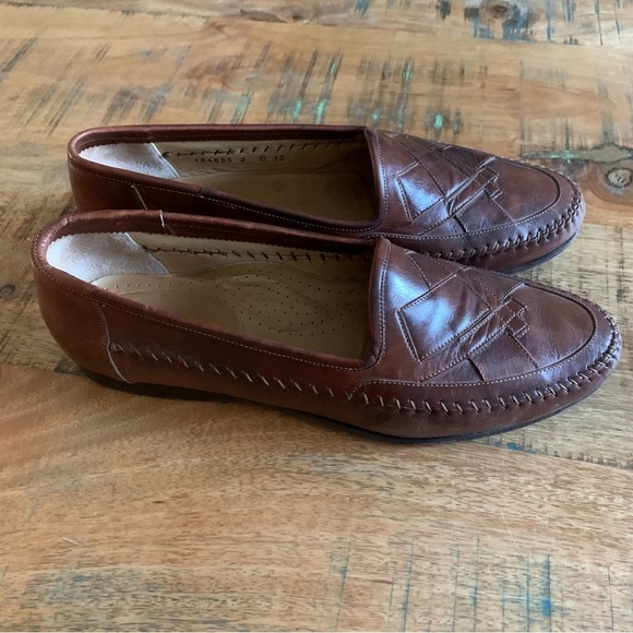 Santoni Mens Leather Interwoven Design almond toe Brown loafers Size 10 main image 14